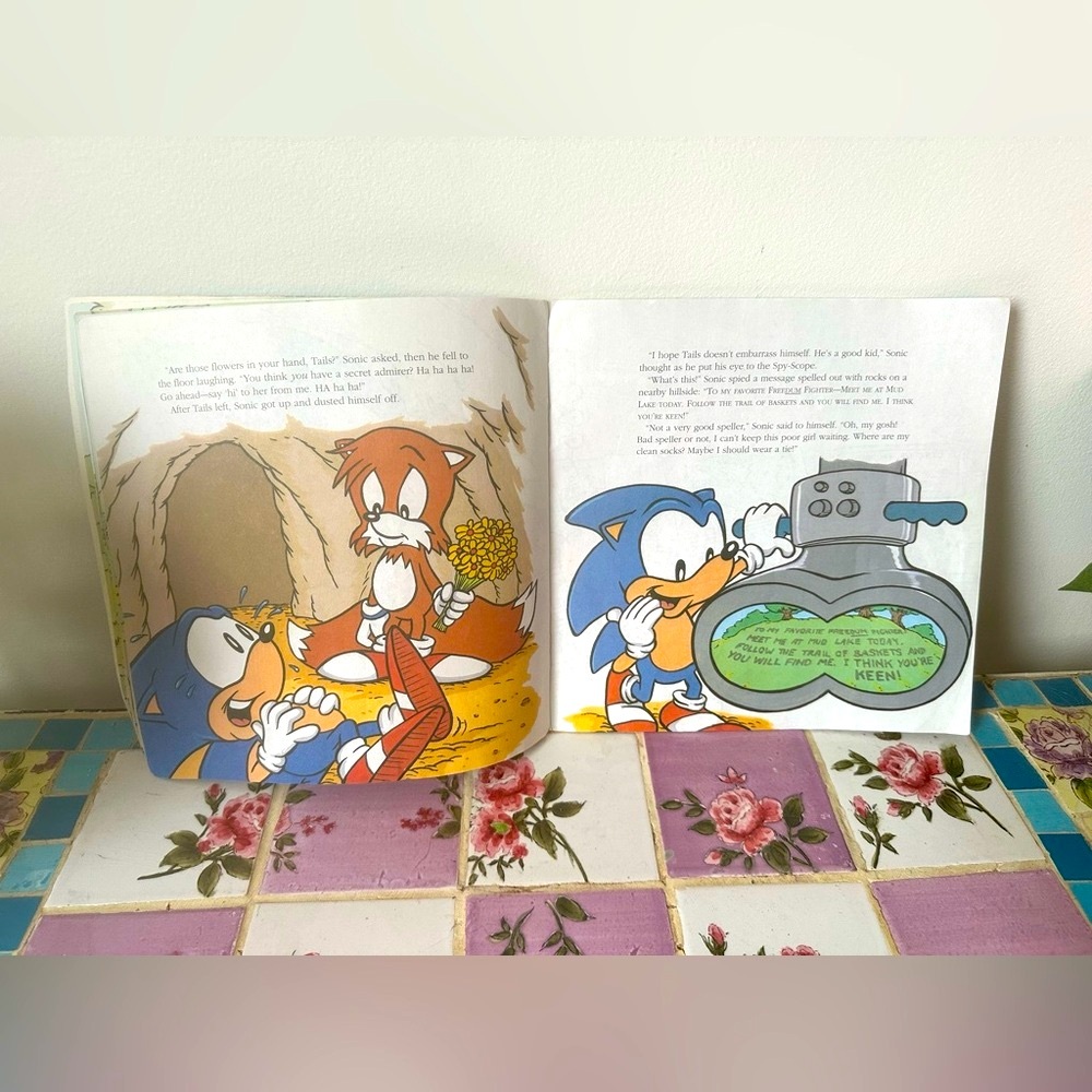 Vintage 1994 Sonic the Hedgehog 2: The Secret Admirer Book Special Edition - Picture 5 of 6